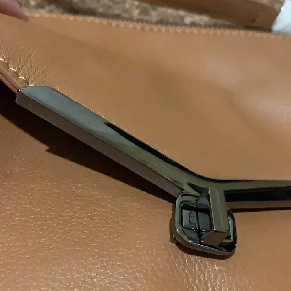 Botkier item brand